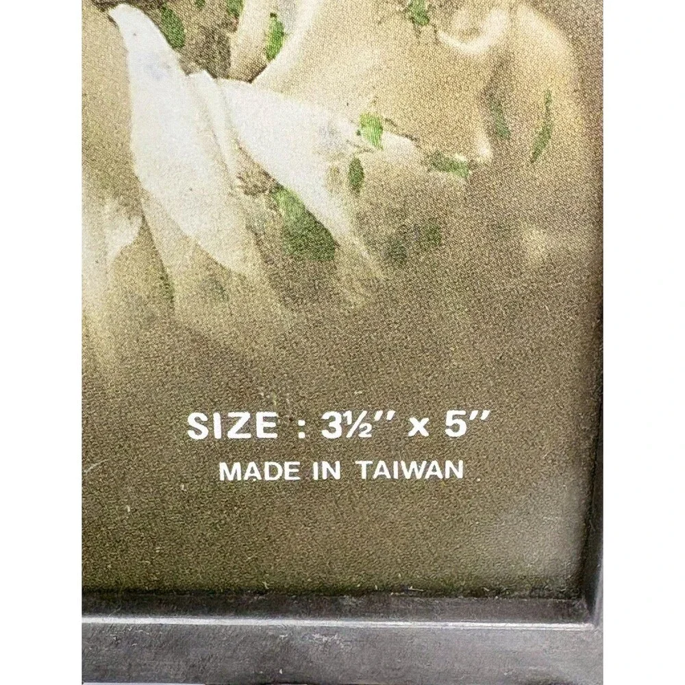 Metal Ivy Vine Photo Frame 3.5x5 Decorative Scroll Leaf Picture Frame Easel Back